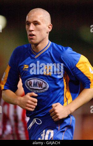 Fußball - LDV Vans Trophy - Northern Sektion - Lincoln City / Shrewsbury Town. David Artell, Shrewsbury Town Stockfoto