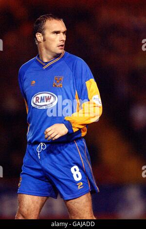 Fußball - LDV Vans Trophy - Northern Sektion - Lincoln City / Shrewsbury Town. Mark Atkins, Shrewsbury Town Stockfoto