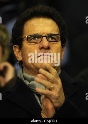 Fußball - UEFA Champions League - Liverpool / Inter Mailand - Anfield. Der englische Manager Fabio Capello auf der Tribüne Stockfoto