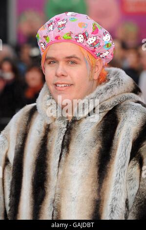 BRIT Awards 2008 - Ankunft - London. Perez Hilton kommt für die Brit Awards 2008 in Earls Court im Zentrum von London an. Stockfoto