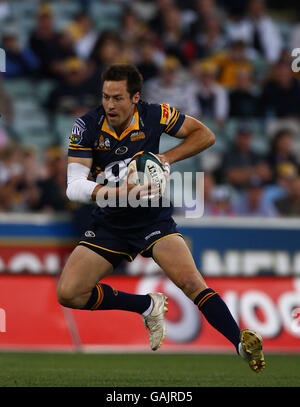 Rugby Union - Investec Super 14 - Brumbies / Highlanders. Brumbies Julian Huxley in Aktion während Highlanders während des Super 14-Spiels zwischen CA Brumbies und Highlanders im Canberra Stadium Stockfoto