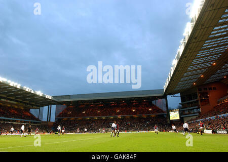 Fußball - FA Barclaycard Premiership - Aston Villa gegen Tottenham Hotspur. Ein allgemeiner Blick auf den Villa Park, Heimat der Aston Villa Stockfoto