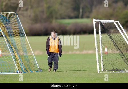 Fußball - FA Cup vierte Runde Vorschau - Shrewsbury Town gegen Chelsea. Nigel Jemson, Kapitän der Stadt Shrewsbury, während des Trainings Stockfoto