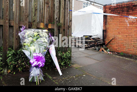 Gesamtansicht von Tern Grove, Hawkesley, Birmingham, wo ein Teenager nach einer Reihe über eine 10-Note erstochen wurde. Stockfoto