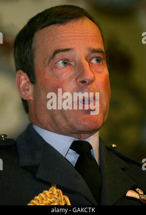 90. Jahrestag der RAF. Air Chief Marshal Sir Glenn Torpy spricht im RAF Museum, Hendon, London Stockfoto