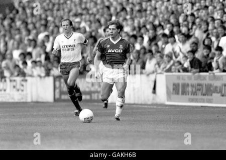 Fußball - Canon League Division One - West Ham United / Liverpool. Tony Cottee, West Ham United Stockfoto