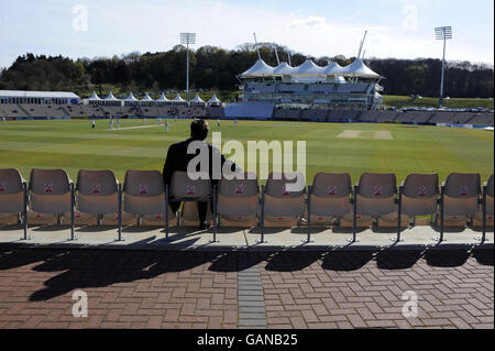 Cricket - Liverpool Victoria County Championship - Division One - Hampshire V Sussex - Tag 2 - The Rose Bowl Stockfoto