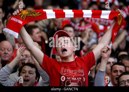 Fußball - UEFA Champions League - Halbfinale - Erstes Teilstück - Liverpool gegen Chelsea - Anfield. Ein liverpool-Fan auf der Tribüne Stockfoto