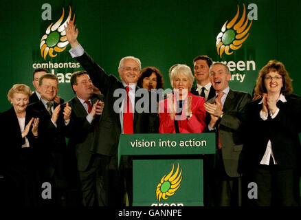 Green Party Führer John Gormley bei der jährlichen Konferenz der Partei im Fairways Hotel in Dundalk, CO Louth. Stockfoto