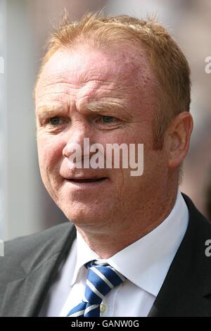 Fußball - Barclays Premier League - Birmingham City / Liverpool - St Andrew's Stadium. Alex McLeish, Birmingham City Manager Stockfoto