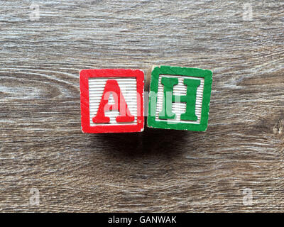 AH, die Wort mit Bauklötze Holz Buchstaben Stockfoto