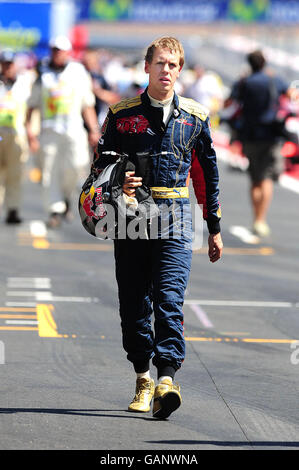 Deutschlands und Toro Rosso Fahrer Sebastian Vettel auf dem Circuit Catalunya auf dem Circuit Catalunya, Barcelona. Stockfoto