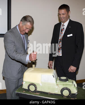 Prince Of Wales Besuche auf Land Rover-Website Stockfoto