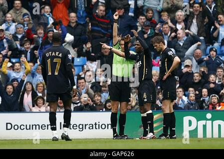 Fußball - Barclays Premier League - Manchester City gegen Portsmouth - City of Manchester Stadium Stockfoto