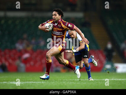 Rugby League - Engage Super League - Huddersfield Giants gegen Warrington Wolves - Millennium Stadium. Huddersfield Giants Rod Jensen in Aktion während des Engage Super League-Spiels im Millennium Stadium, Cardiff. Stockfoto