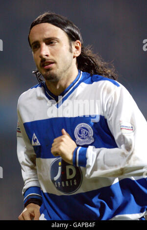 Fußball - Nationwide League Division Two - Queens Park Rangers gegen Cheltenham Town. Gino Padula, Queens Park Rangers Stockfoto