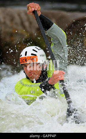 Slalom-Kanufahrer David Florence während eines Fotoanrufs im John Dudderidge House, Nottingham. Stockfoto