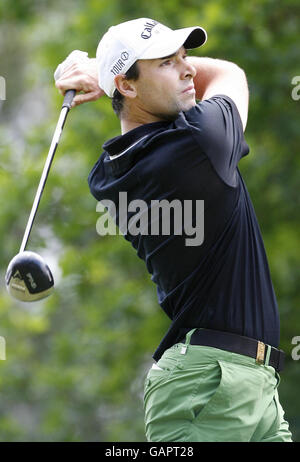 Der Engländer Oliver Wilson während des vierten Rundes der BMW PGA Championship im Wentworth Golf Club, Surrey. Stockfoto