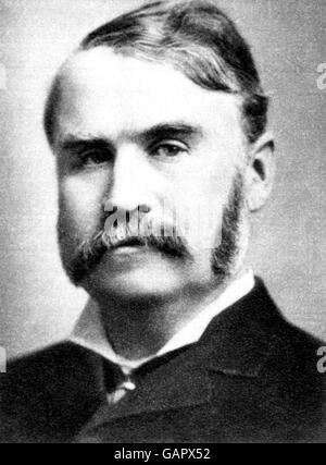 William Gilbert englischer Librettist und Autor von Comic-Operetten; schrieb Libretti für Operetten 'Trial by Jury' 1875, 'H. M. S. Pinafore' 1878, 'The Pirates of Penzance' 1879, 'The Mikado' 1885; Zusammenarbeit mit Arthur Sullivan  1836-1911 Stockfoto