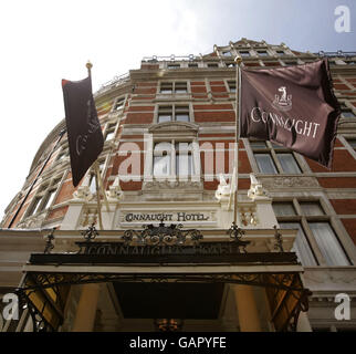 Das Connaught Hotel in Mayfair, London. Stockfoto