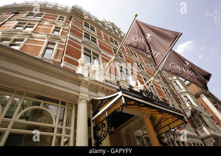 Hotelbestand in London. Das Connaught Hotel in Mayfair, London. Stockfoto