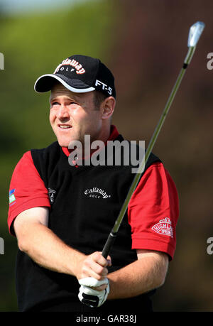 Scotlands Alastair Forsyth zieht sich am 15. Während der ersten Irish Open Runde im Adare Manor Hotel & Golf Resort, Adare, Co Limerick, Irland ab. Stockfoto