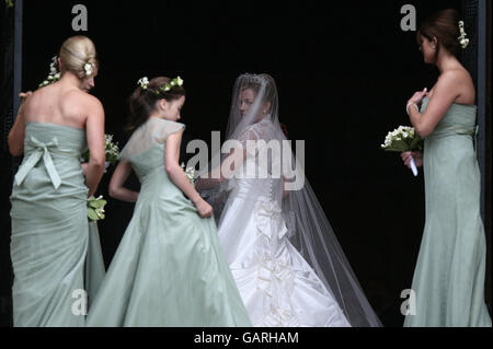 Royalty - Peter Phillips und Herbst Kelly Hochzeit - St.-Georgs Kapelle, Windsor Castle Stockfoto