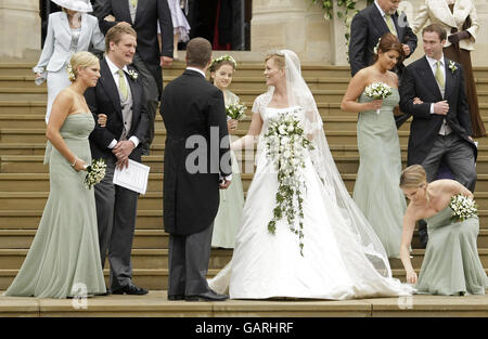 Peter Phillips, der älteste Enkel von Königin Elizabeth II. Und Canadian Autumn Kelly, verlassen nach ihrer Heiratszeremonie die St. George's Chapel in Windsor, England. . Stockfoto