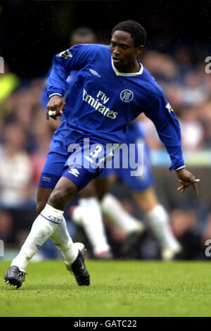 Fußball - FA Barclaycard Premiership - Chelsea / Liverpool. Celestine Babayaro, Chelsea Stockfoto