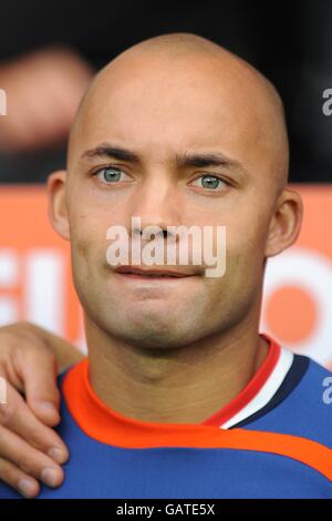 Fußball - UEFA-Europameisterschaft 2008 - Gruppe C - Holland gegen Italien - Stade de Suisse. Demy De Zeeuw, Holland Stockfoto