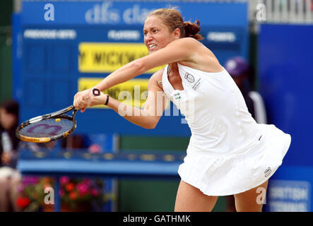 Die ukrainische Kateryna Bondarenko beim Finale der DFS Classic im Edgbaston Priory Club in Birmingham. Stockfoto