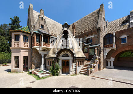 Rom. Italien. Casina Delle Civette (Haus der Eulen), auf dem Gelände der Villa Torlonia. Stockfoto