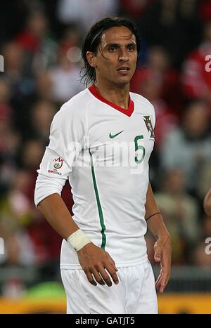 Fußball - Europameisterschaft 2008 - Gruppe A - Schweiz V Portugal - St. Jakob-Park Stockfoto