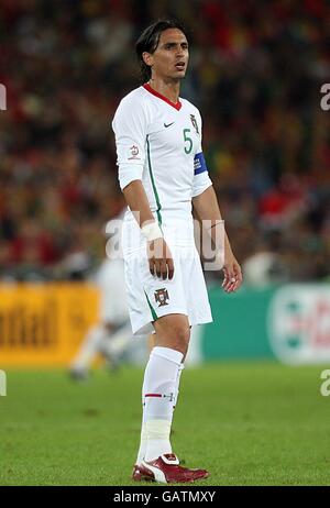 Fußball - Europameisterschaft 2008 - Gruppe A - Schweiz V Portugal - St. Jakob-Park Stockfoto