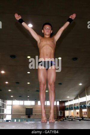 Taucher Tom Daley während des Press Day in Central Park Pools, Plymouth. Stockfoto