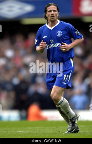 Fußball - FA Barclaycard Premiership - Chelsea / Liverpool. Emmanuel Petit, Chelsea Stockfoto