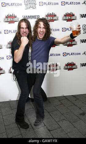 The Metal Hammer Golden Gods Awards - London. Airbourne kommt zu den Metal Hammer Golden Gods Awards 2008, bei Indig02 in Greenwich, London. Stockfoto