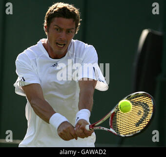 Der russische Marat Safin in Aktion während der Wimbledon Championships 2008 im All England Tennis Club in Wimbledon. Stockfoto
