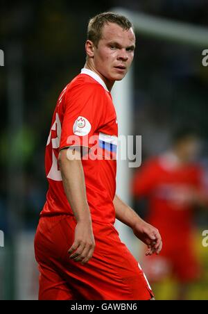 Fußball - UEFA-Europameisterschaft 2008 - Gruppe D - Russland gegen Schweden - Tivoli Neu-Stadion. Alexander Anjukow, Russland Stockfoto