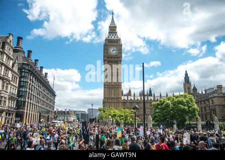 London, UK. 5. Juli 2016. Nationaler Anschluß der Lehrer im Streik, London - GB, 5. Juli 2016 - Credit: Alberto Pezzali/Alamy Live-Nachrichten Stockfoto