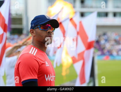 Die Ageas Schüssel, Southampton, UK. 5. Juli 2016. Herren NatWest internationale T20. England im Vergleich zu Sri Lanka. Englands schnell Bowler Tymal Mills © Action Plus Sport/Alamy Live News Stockfoto