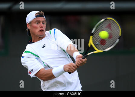 Australiens Lleyton Hewitt in Aktion während der Wimbledon Championships 2008 im All England Tennis Club in Wimbledon. Stockfoto