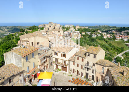 Acquaviva Picena Dörfchen on Marche, Italien Stockfoto