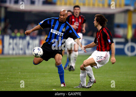 Fußball - UEFA Champions League - Halbfinale-Finale - Rückspiel - Inter Mailand V AC Milan Stockfoto