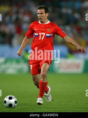 Fußball - UEFA-Europameisterschaft 2008 - Halbfinale - Russland gegen Spanien - Ernst-Happel-Stadion. Konstatin Zyryanov, Russland Stockfoto