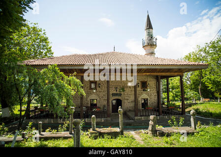 Farbbild einer Moschee in Mangalia, Rumänien. Stockfoto