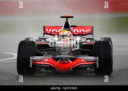 Vodafone McLaren Mercedes-Pilot Lewis Hamilton während des Grand Prix von Großbritannien in Silverstone, Northamptonshire. Stockfoto