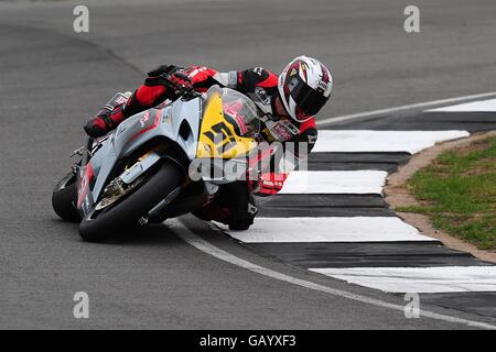 Moto - Bennetts britische Superbike-Meisterschaft - freies Training - Donnington Park Stockfoto