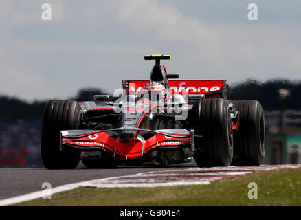 Vodafone McLaren Fahrer Heikki Kovalainen beim zweiten Training in Silverstone, Northamptonshire. Stockfoto