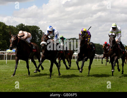 Pferderennen Sie-Ritz Club Juli Festival 2008 - Lanson Ladies Day - Newmarket Stockfoto